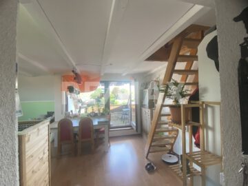 Charmante Maisonette-Wohnung mit Balkon und Loggia in ruhiger Lage - Wohnen